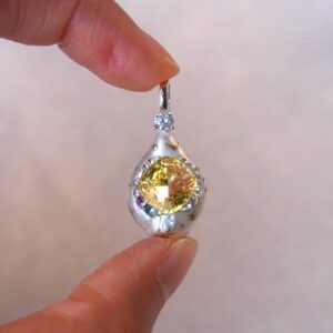 Pastel Yellow Pearl Pendant
