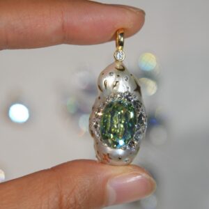 Olive Green — Oval Pearl Pendant